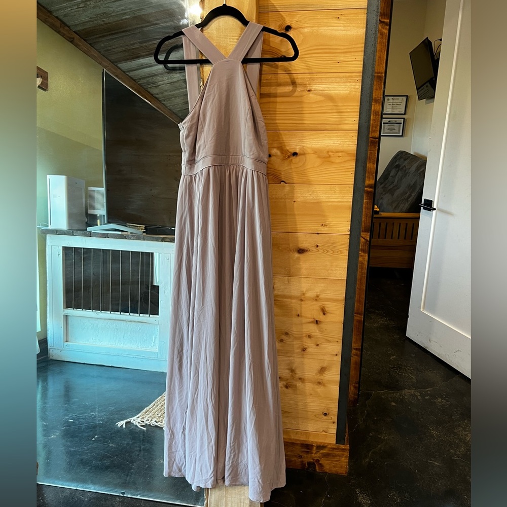 Lulu’s Taupe bridesmaid dress